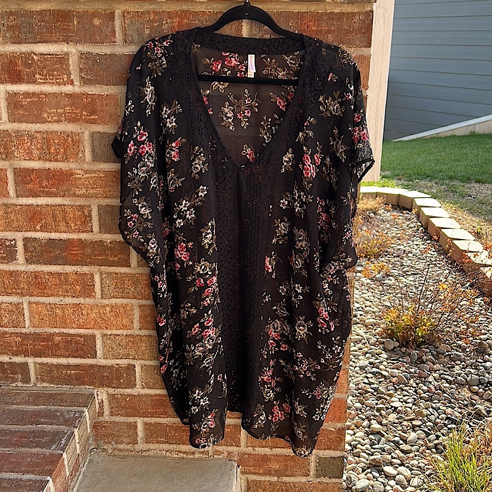 Xhilaration Ladies M/L Black Floral Lace Sheer Swim Cover Up